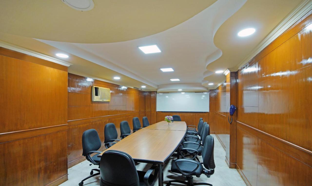 Treebo Trend Lake View Park T Nagar Chennai Bagian luar foto